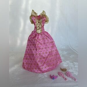 Barbie Renaissance Princess Gown Dress Pink w Accessories Tiatas Murror Brush